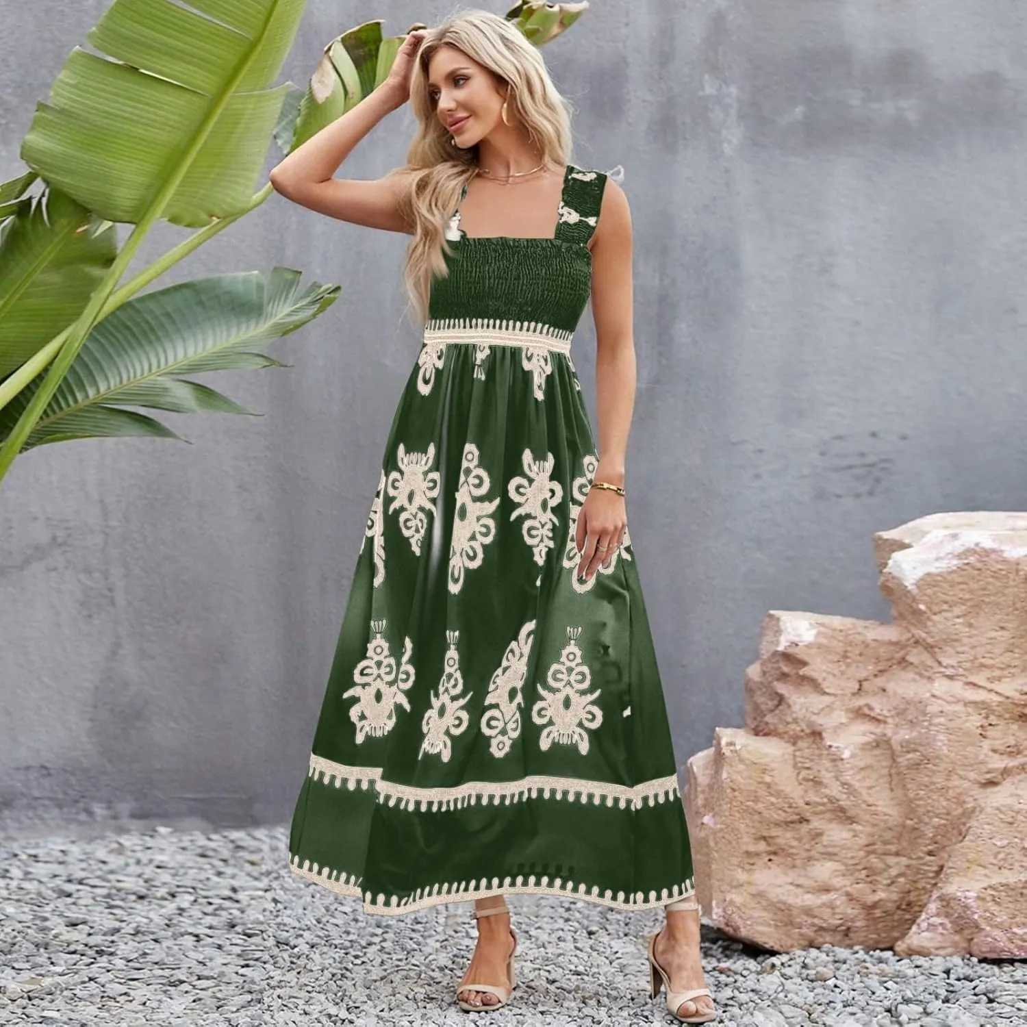 Maxi Dresses for Women 2025 Summer Square Neck Boho Dress Casual Sleeveless Floral Aline Smocked Beach Dresses