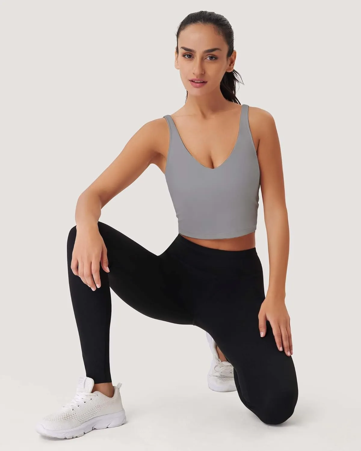 Sports Bras for Women Longline Padded Medium Support Workout Crop Tops Built in Shelf Bra Wirefree Gym Yoga Tank Top
