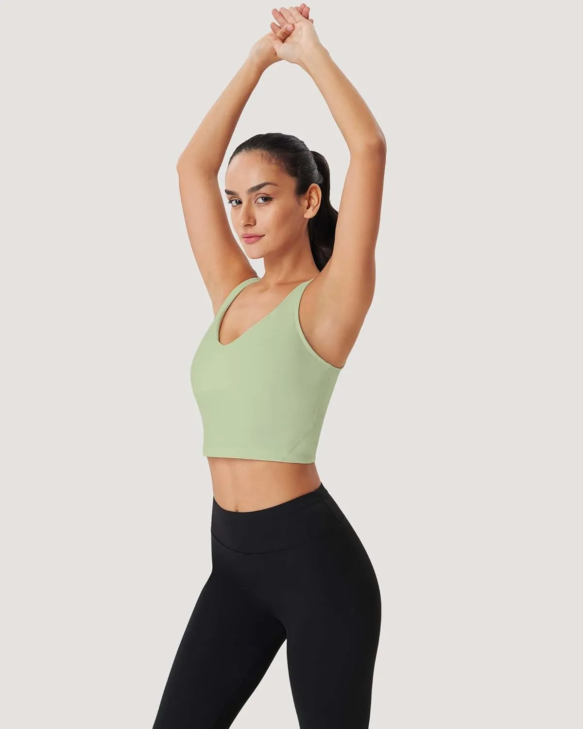 Sports Bras for Women Longline Padded Medium Support Workout Crop Tops Built in Shelf Bra Wirefree Gym Yoga Tank Top